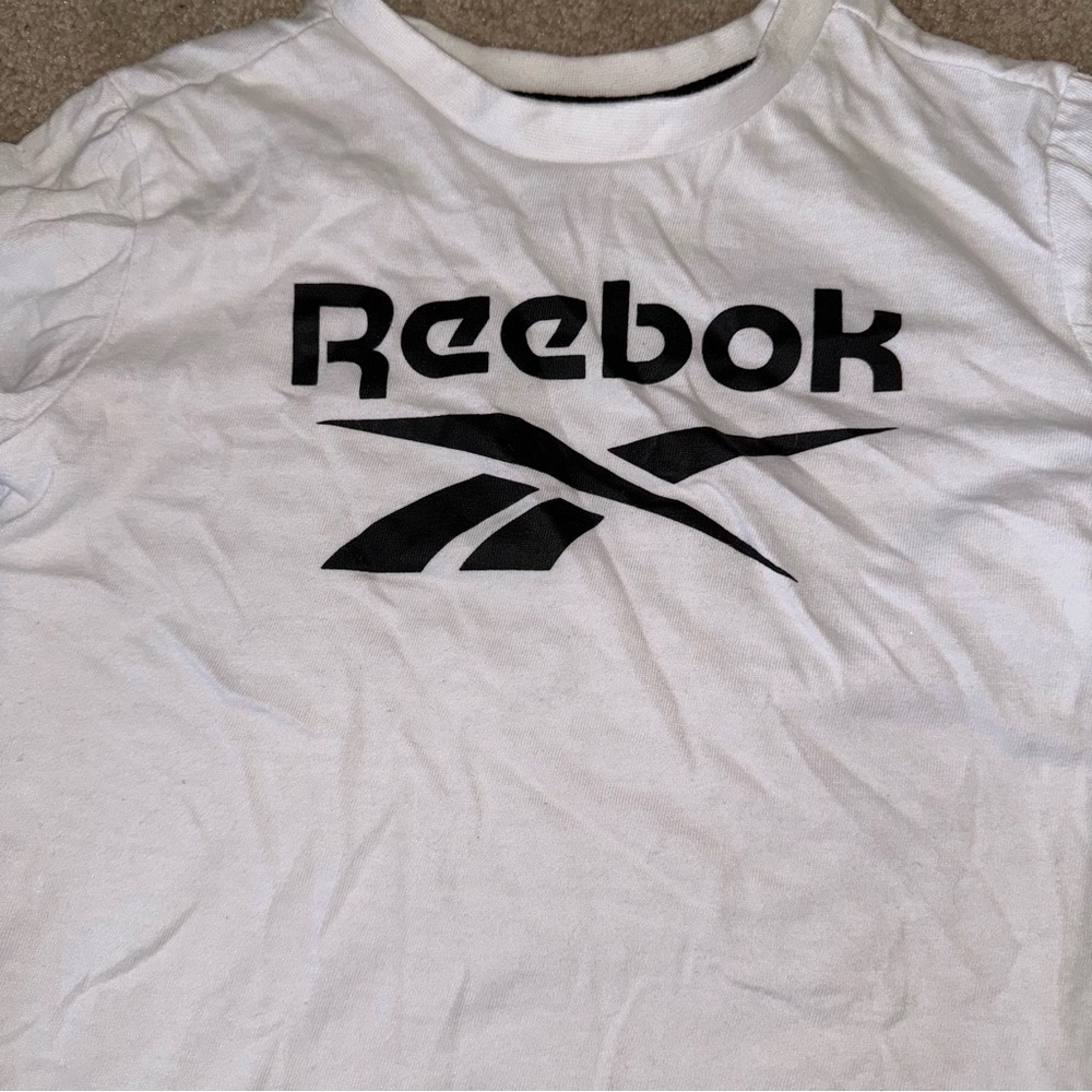 Girls Reebok Tee 💕🪅 - Picture 2 of 4
